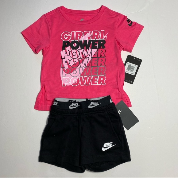 Nike Girls Tee Shirt & High Waist Shorts Set 2T - Picture 6 of 11